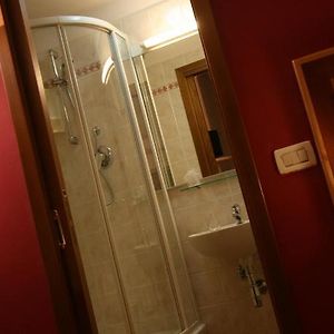 Chambre Standarde Lit King-Size