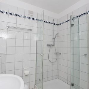 Appartement à 3 Chambres à Coucher