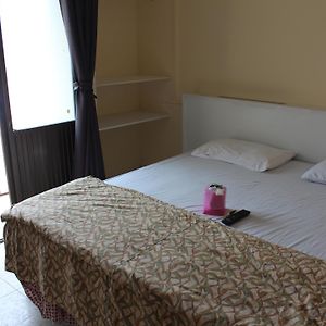 Chambre Standarde Lit Queen-Size