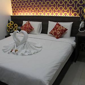 Standard Without Window Queen Room