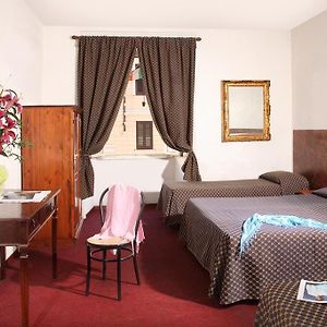 Chambre Quintuple
