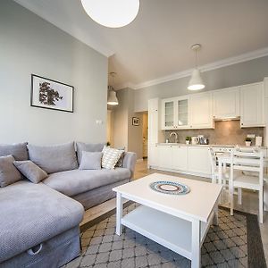Arianska Residence