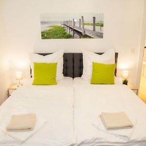Appartement à 3 Chambres à Coucher