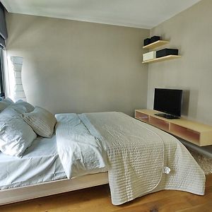 Villa à 4 Chambres à Coucher