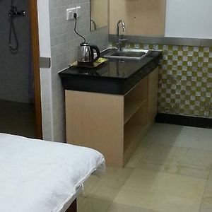 Budget Without Window Room