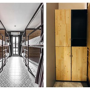 Dormitory Room Mixed