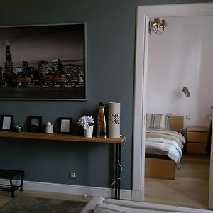 Appartement à 2 Chambres à Coucher