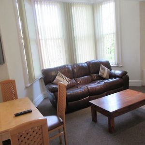 No 4 - Large 2 Bed Near Sefton Park And Lark Lane