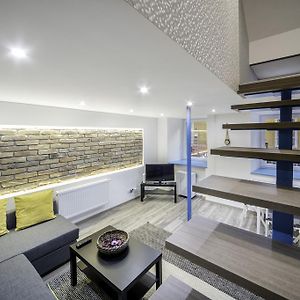 Appartement à 2 Chambres à Coucher