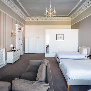 Chambre Familiale