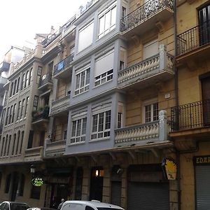 Appartement à 3 Chambres à Coucher