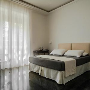 Private Bathroom King Room