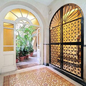 Appartement à 3 Chambres à Coucher