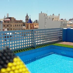 Homely Malaga Carreteria Con Piscina