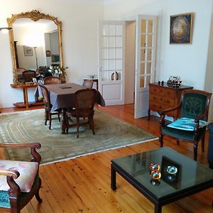 Appartement à 3 Chambres à Coucher