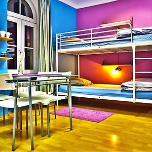 Nathan'S Villa Hostel