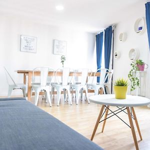 Appartement à 4 Chambres à Coucher