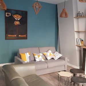 Appartement à 2 Chambres à Coucher