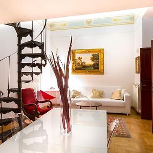 Appartement à 3 Chambres à Coucher