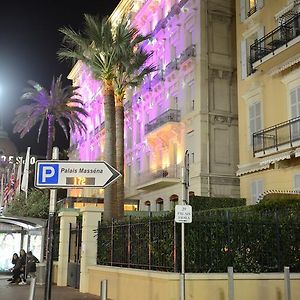 Appartement à 3 Chambres à Coucher