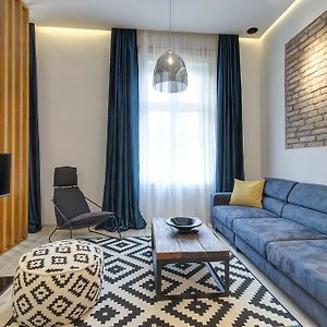 Luxury Apartment By Hi5 -Andrassy Suite