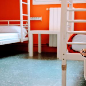 Dormitory Room Mixed
