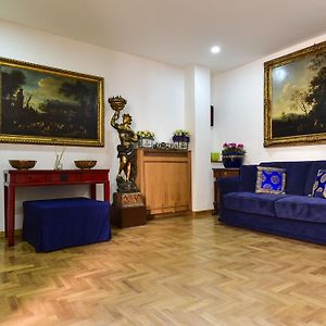 Elite Rome Apartments