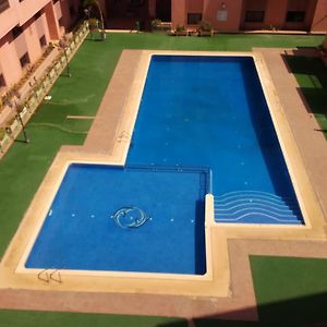 Mouzdalifa Apartment In City Center