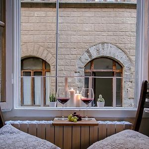 Florence Tower Apartment
