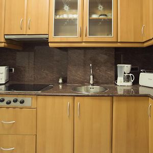 Fira Guest House