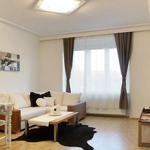 Apartment Argentinska 8