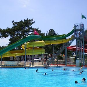 Mobil-home 4 pers. dans Camping 4* Bonne Anse plage