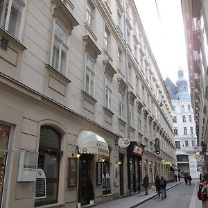 Apartment Altwien