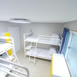 Chambre Juste Pour Femmes Dortoir
