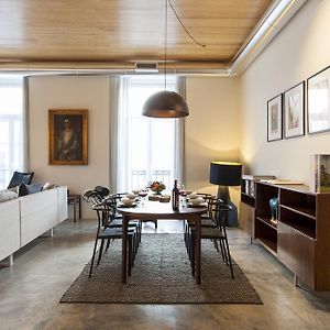 Appartement de Luxe à 2 Chambres à Coucher