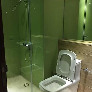 Appartement à 3 Chambres à Coucher