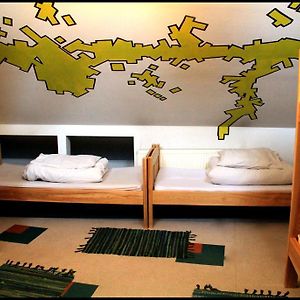 Dormitory Room Mixed