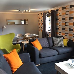 Appartement à 2 Chambres à Coucher