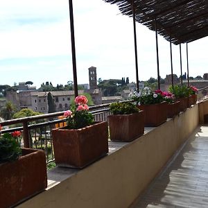Penthouse Cardello Colosseum