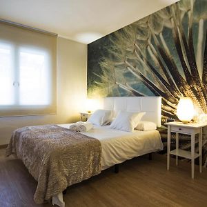 Appartement à 4 Chambres à Coucher