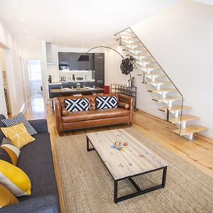 Lovelystay - Cais Apartment River View