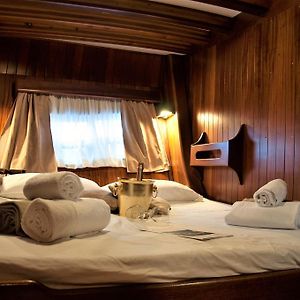 Cabine