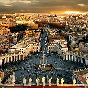 Vatican Rooms Guest House