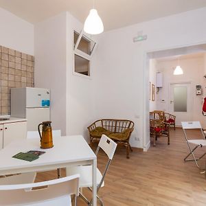 Appartement à 3 Chambres à Coucher