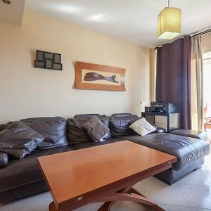 Appartement à 3 Chambres à Coucher