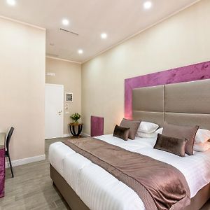 Bloom Apartment By La Griffe