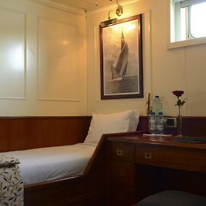 Cabine Standarde