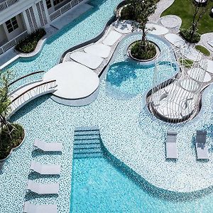 2 Bedroom Summer Huahin Condominium