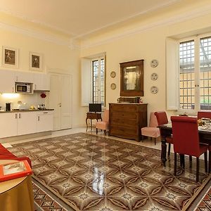 Appartement à 3 Chambres à Coucher