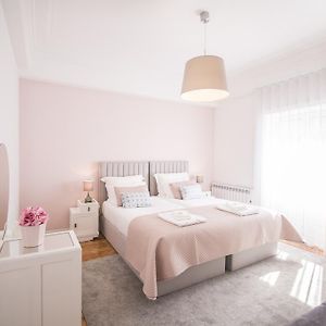 Appartement à 5 Chambres à Coucher